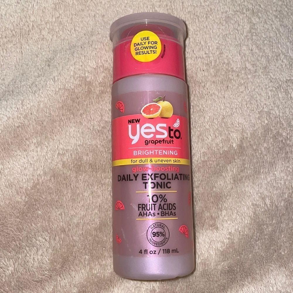 ✨Yes to Grapefruit Brightening Daily Exfoliating Tonic, NIP